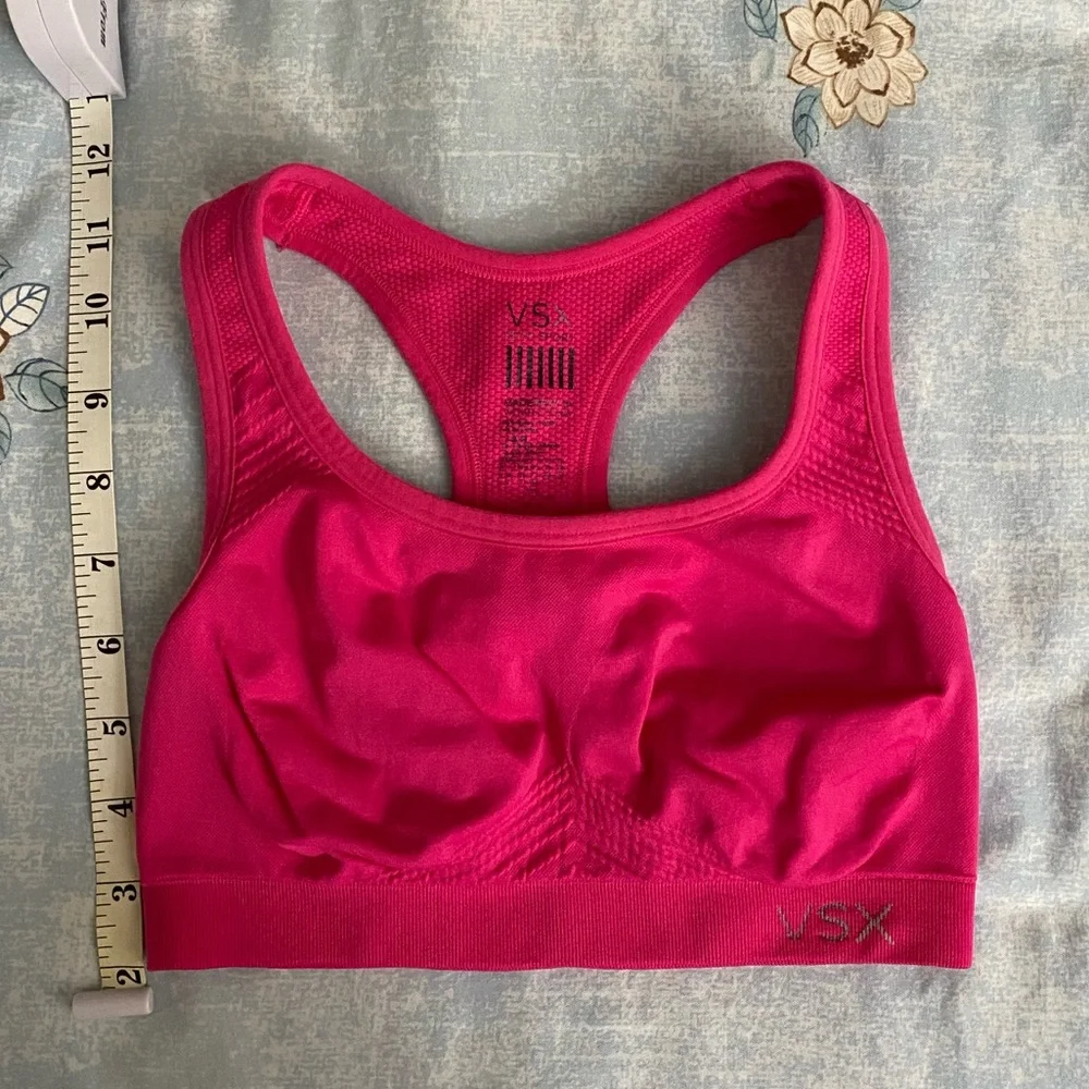 Final: Victoria’s Secret hot pink sports bra